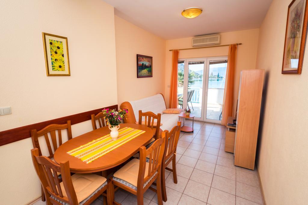 Apartments Galeb بلاتشي المظهر الخارجي الصورة