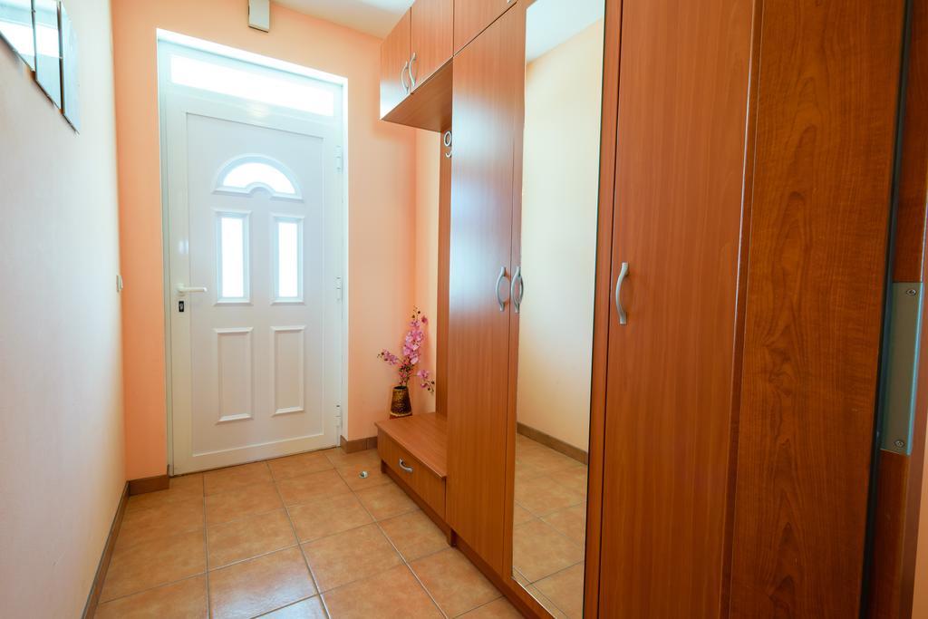 Apartments Galeb بلاتشي المظهر الخارجي الصورة