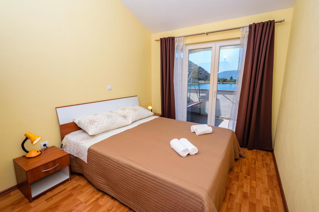 Apartments Galeb بلاتشي المظهر الخارجي الصورة