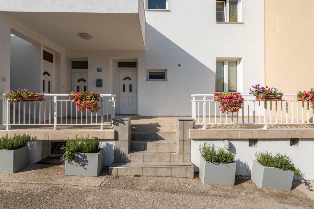 Apartments Galeb بلاتشي المظهر الخارجي الصورة
